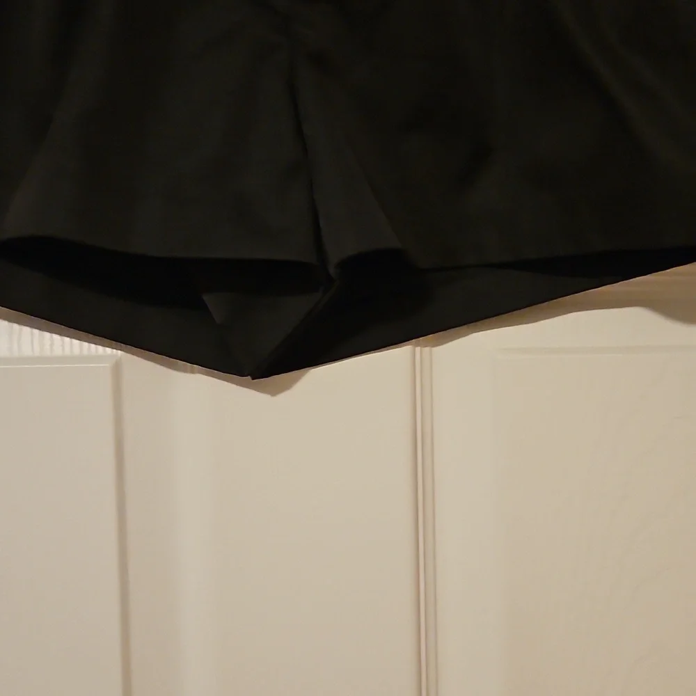 Jennifer Lopez paperbag waist tuxedo shorts